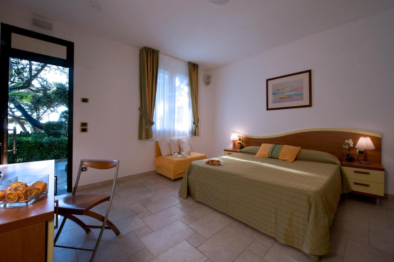 Hotel I Ginepri Marina di Castagneto Carducci Esterno foto