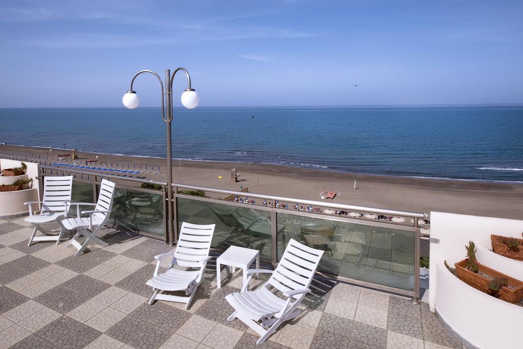 Hotel I Ginepri Marina di Castagneto Carducci Esterno foto