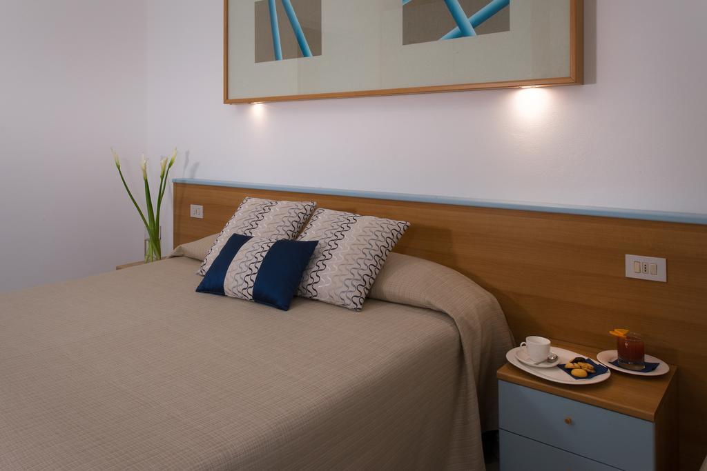 Hotel I Ginepri Marina di Castagneto Carducci Esterno foto
