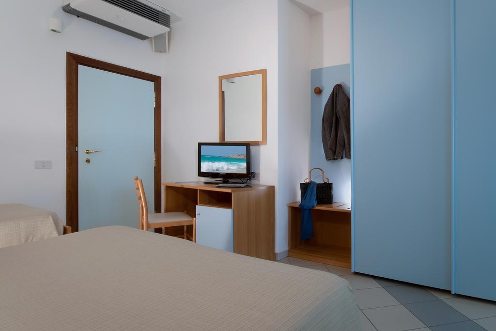 Hotel I Ginepri Marina di Castagneto Carducci Esterno foto